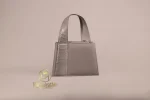 کیف زنانه فراگاما دسته3D - تصویر 2